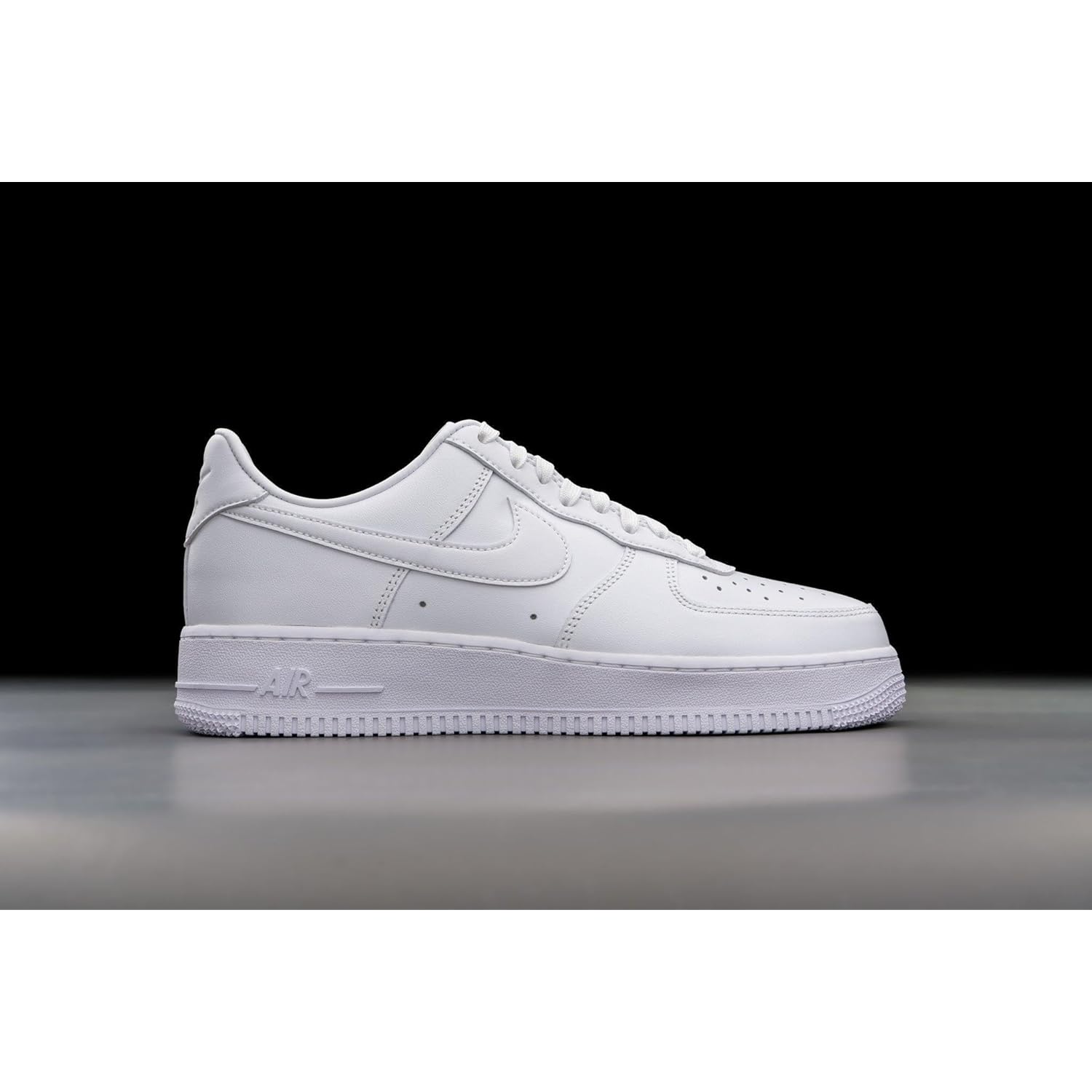Nike Men'S Air Force 1 '07 An20 Sneaker