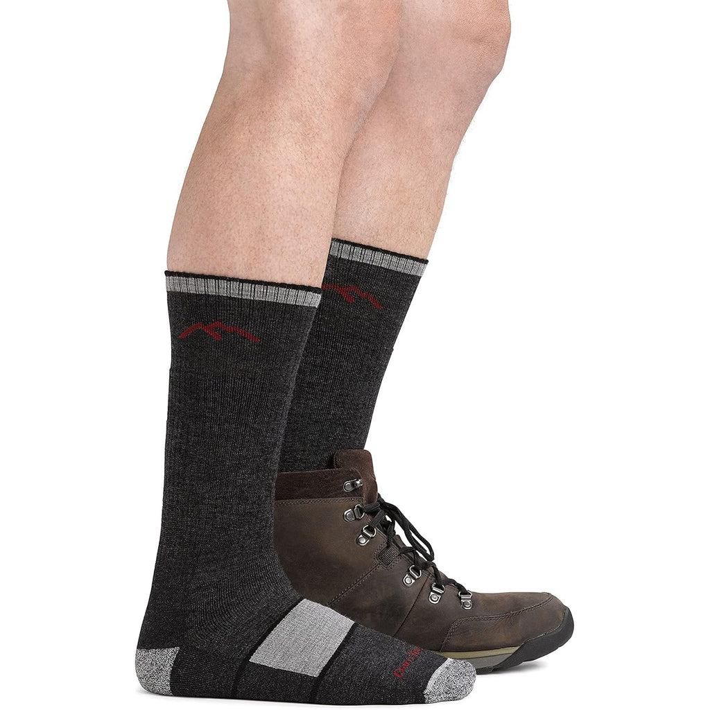Darn Tough Merino Wool Boot Sock Full Cushion,Black,Large